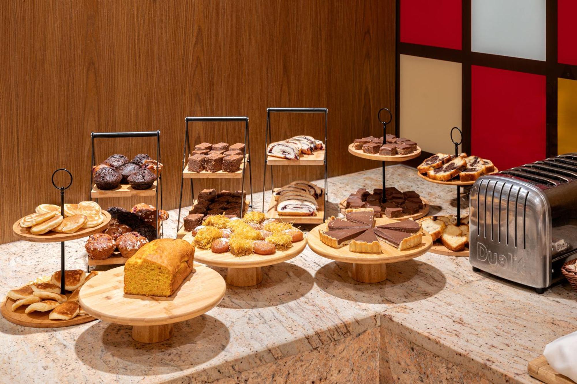 Hotel Movenpick 4*